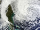 Hurrikán fenyegeti az USA keleti partvidékét