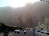 Óriási homokvihar söpört át az Arab-félszigeten - videó