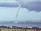 Tornádó és özönvízszerű esőzés a mediterrán térségben